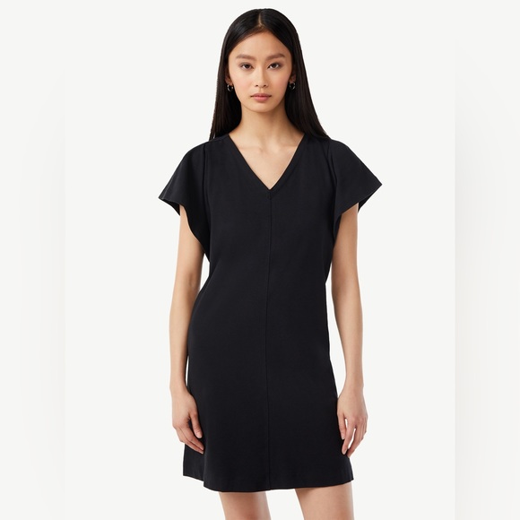 free assembly Dresses & Skirts - Free Assembly flounce sleeve dress